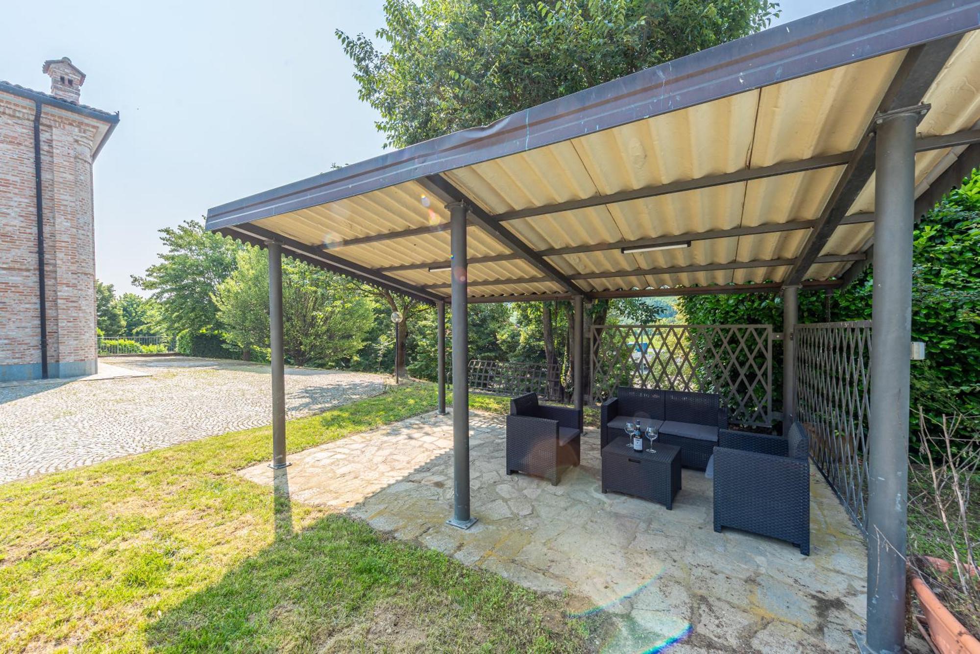 Villa Cornelia , Entire Villa With Private Pool Corneliano d'Alba Exterior photo